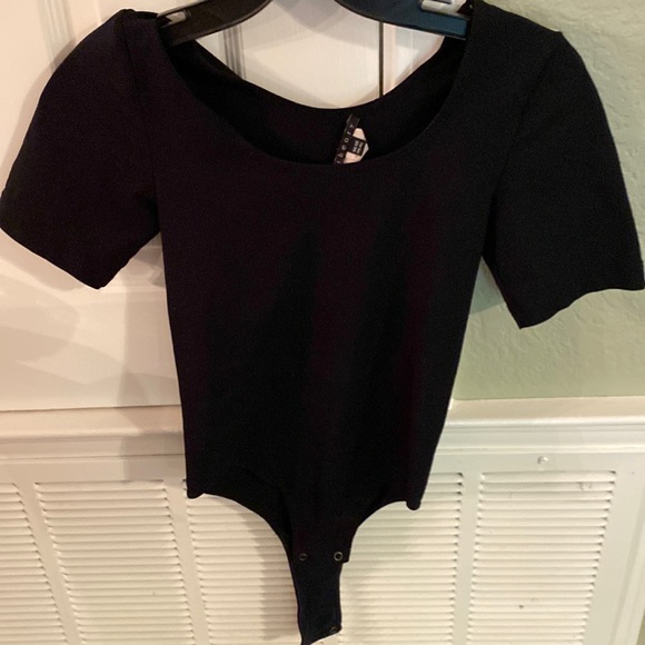 Theory Body Suit - Picture 1 of 4